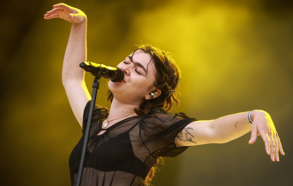 The Last Dinner Party make ‘Later…with Jools Holland’ debut with ‘Nothing Matters’ and ‘My Lady of Mercy’