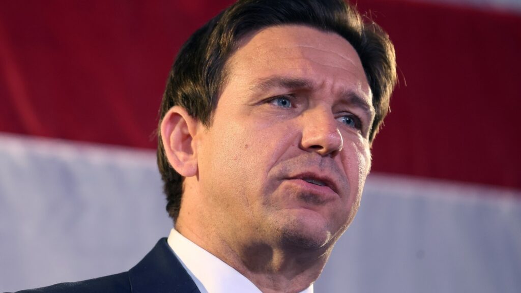 Ron DeSantis Refuses to Condemn Musk’s Antisemitic Post on X