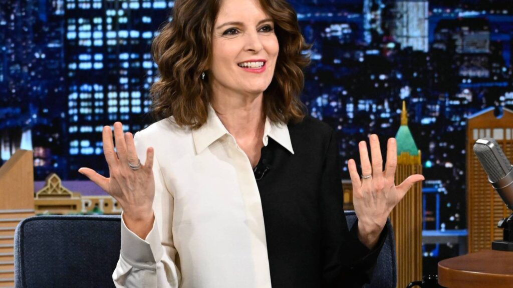 Watch Tina Fey and Jimmy Fallon Humble Brag About Their Famous Friends