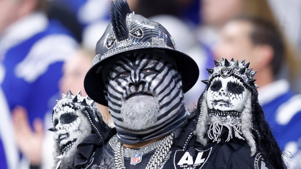 How to Watch Broncos vs. Raiders Livestream Free Online Without Cable