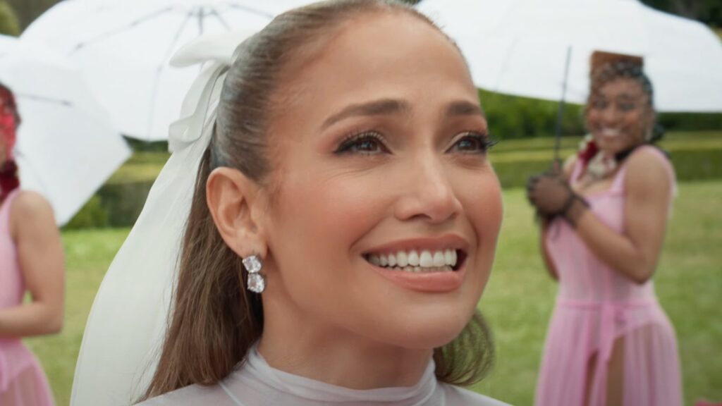 Jennifer Lopez Drops ‘Can’t Get Enough’ Video: Watch