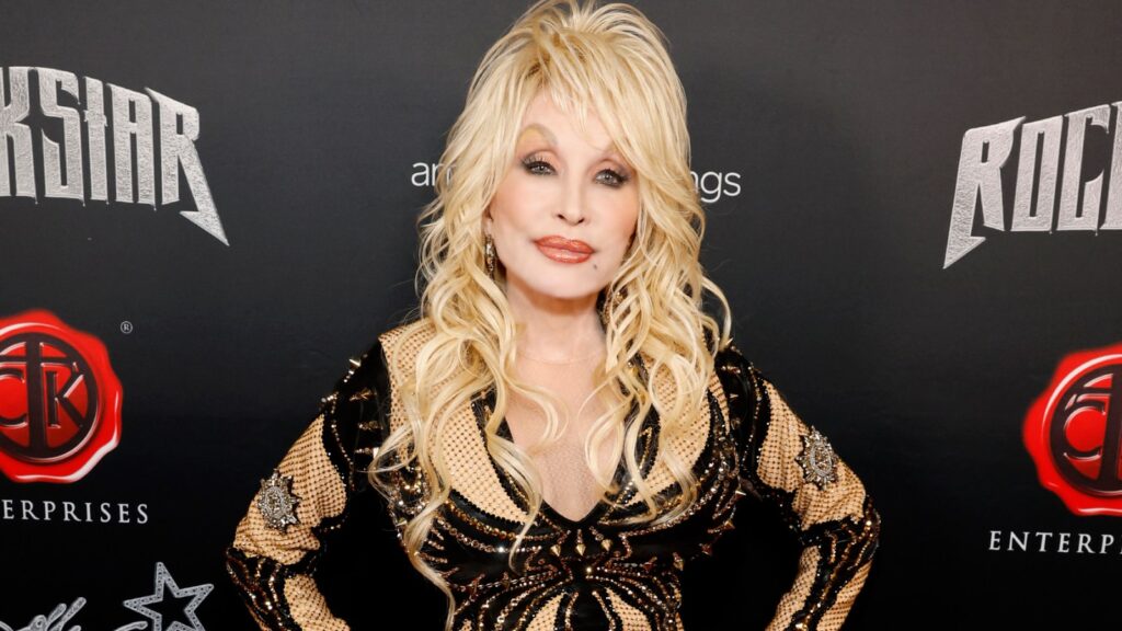 Dolly Parton Forgives Elle King After Seemingly Drunk Opry Performance