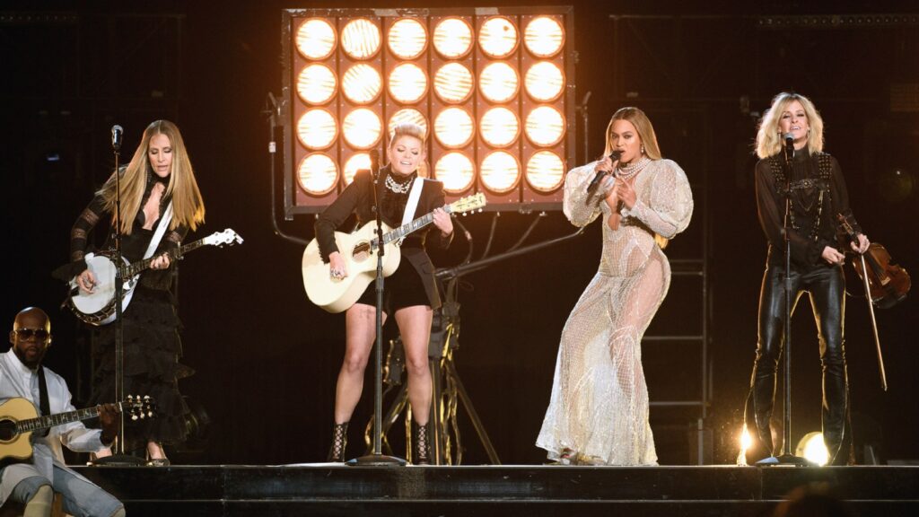 How Beyoncé and the Chicks’ CMAs Performance Inspired ‘Cowboy Carter’