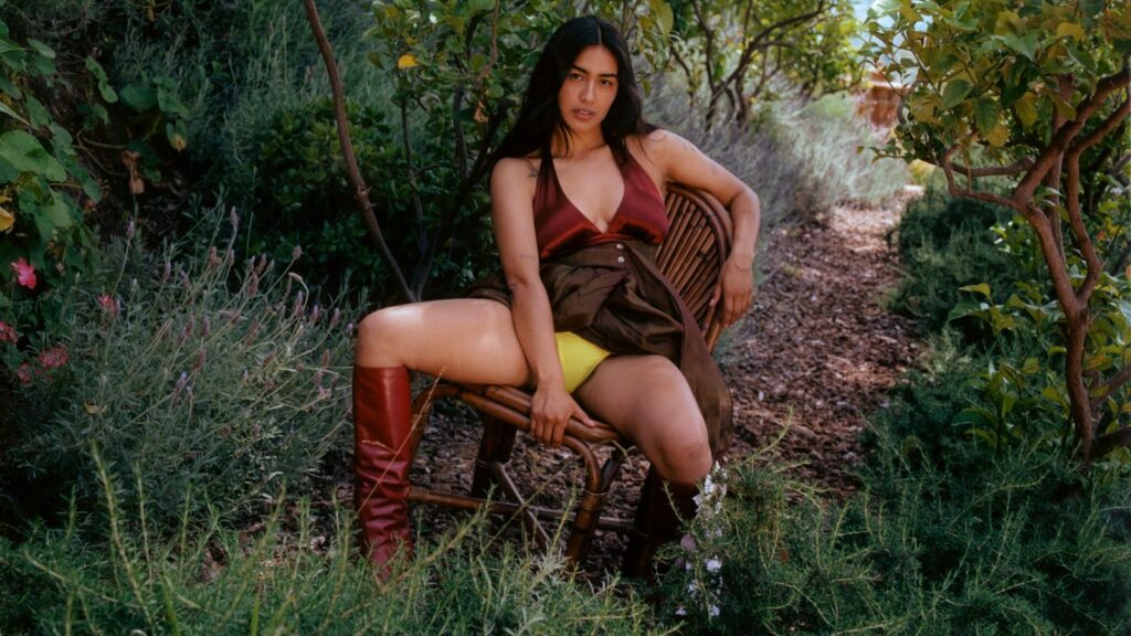 Niko Rubio Talks 'Mar y Tierra' EP, Working With Gwen Stefani