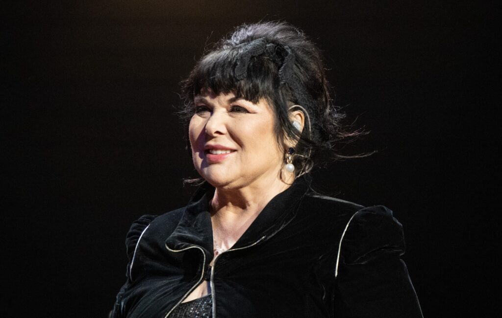 Heart pause all tour dates, Ann Wilson undergoes cancer treatment