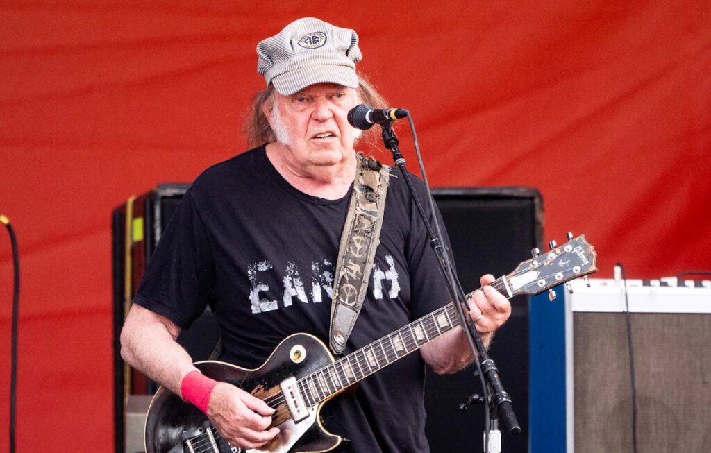 Neil Young on Cancelled Tour: 'I Had to Listen to My Body'