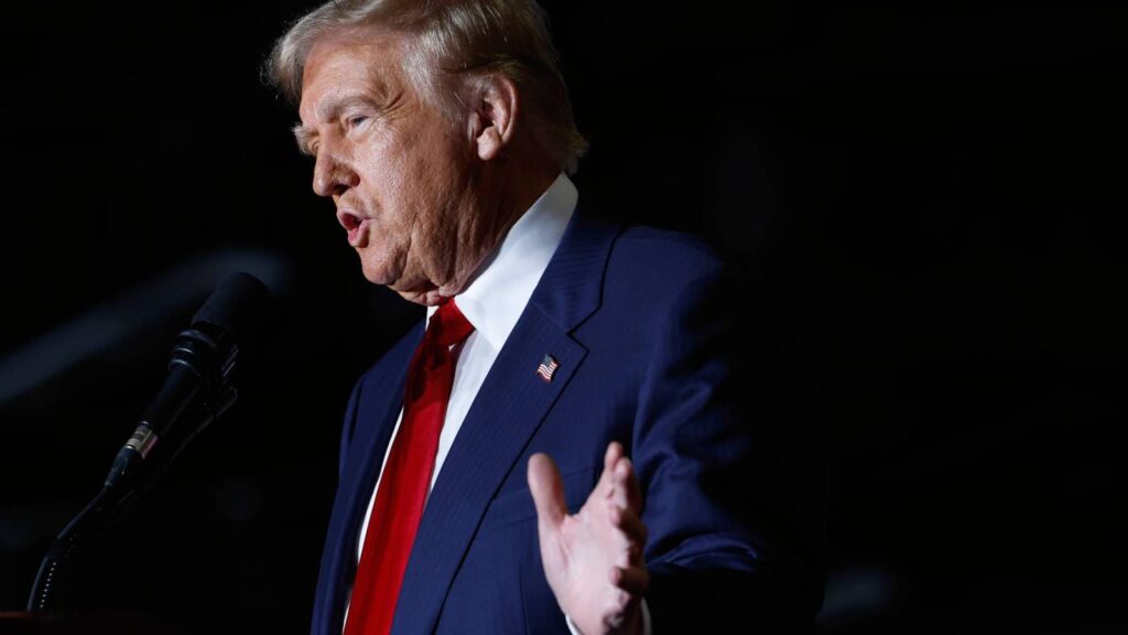 Trump in Contact With Election Subversion Lawyer Kurt Olson: Report