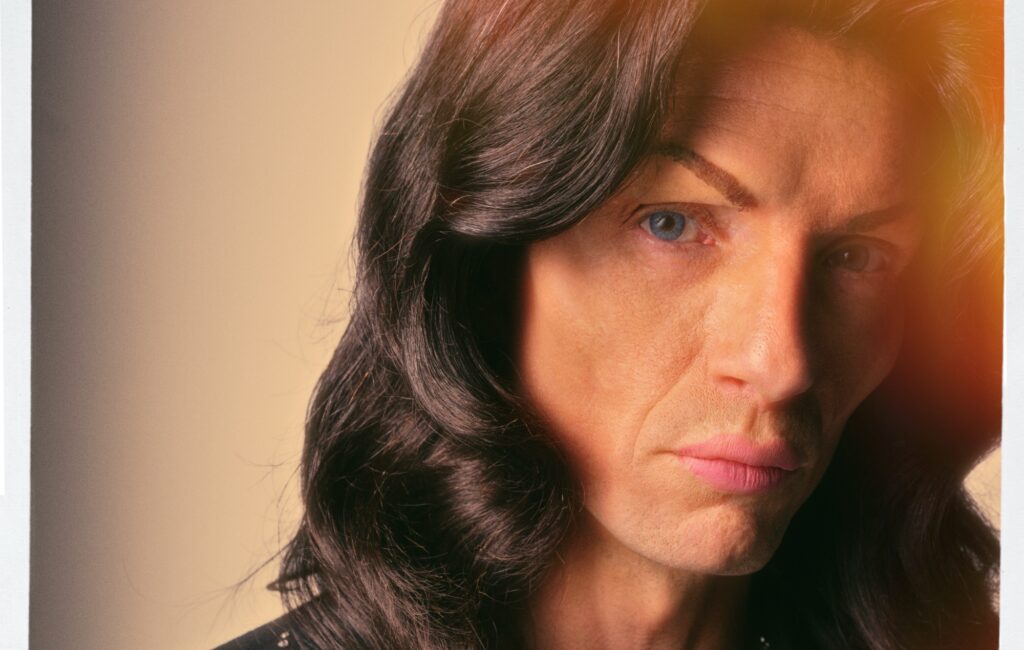 The Darkness explore gender roles in new ‘I Hate Myself’ video