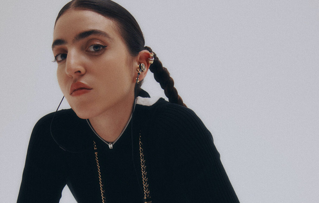 'Joanita', what a record! Joan Thiele's album review