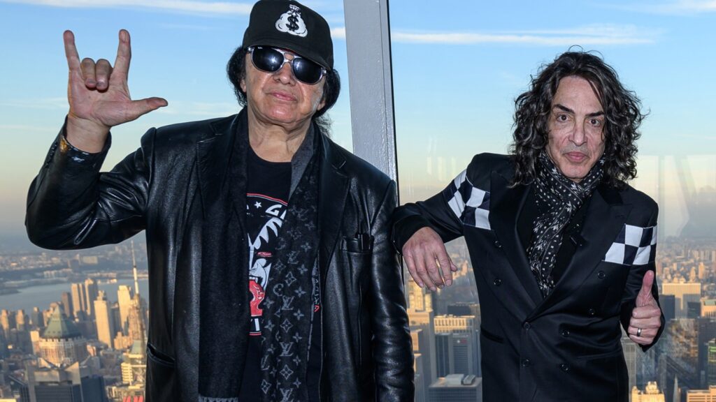 Kiss to Reunite for Kiss Army Storms Vegas Event This Fall