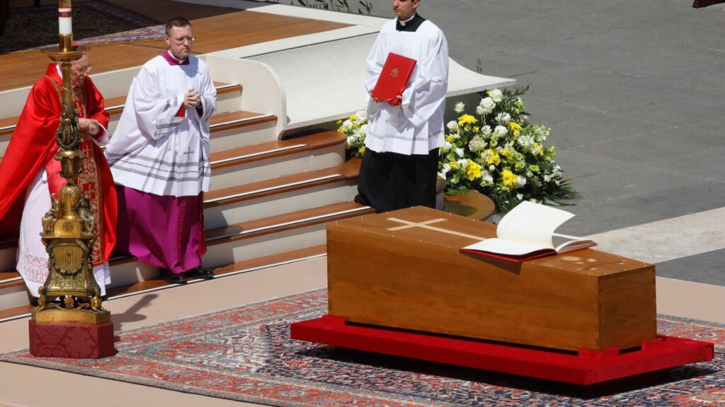Pope Francis' Funeral Draws 250,000 Mourners to the Vatican