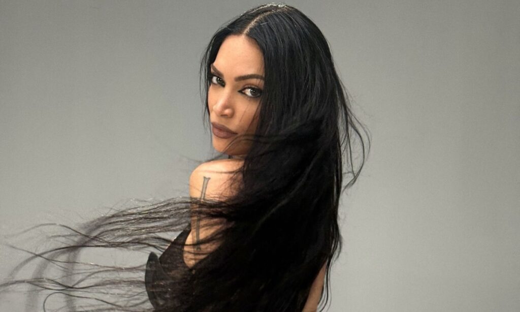 What will the stage of Elodie's concerts be like in the 2025 stadiums