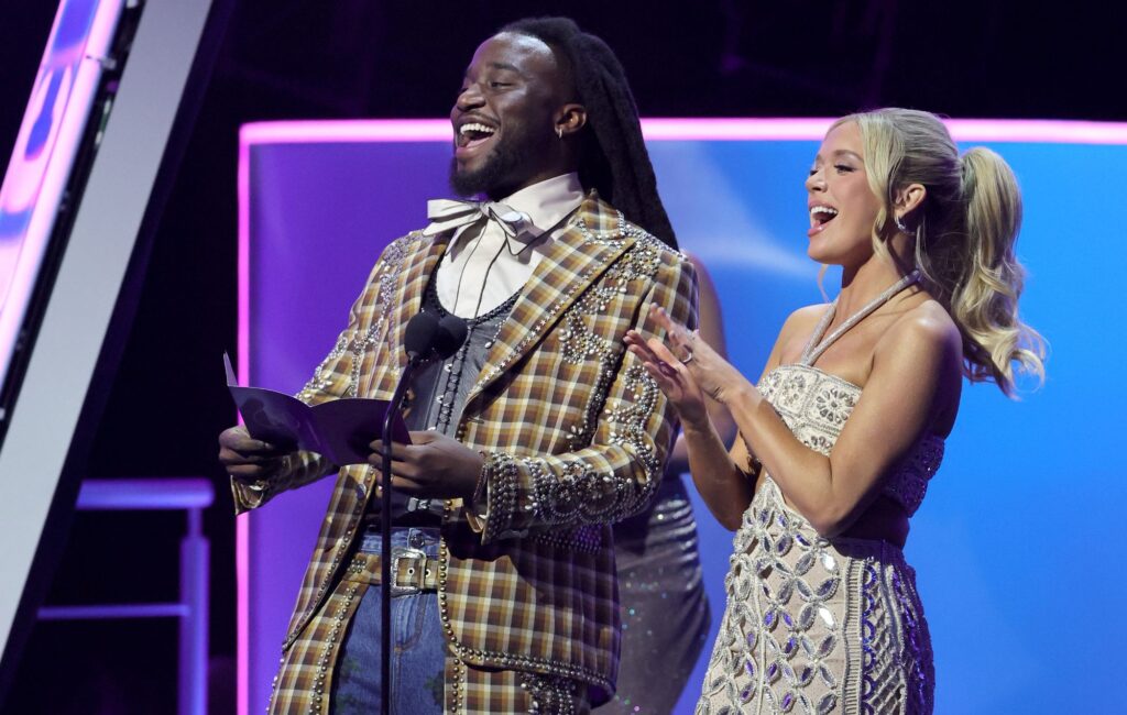 Watch Shaboozey’s viral reaction to Megan Moroney’s claims the Carter family invented country music at AMAs