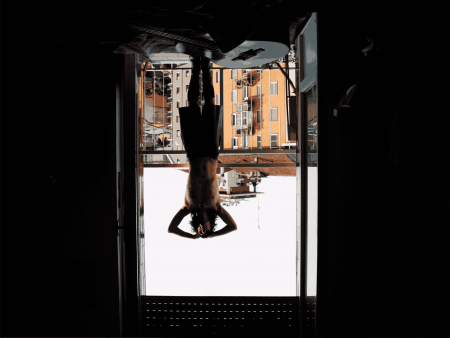 Music from the bedroom: the first interview with Emma