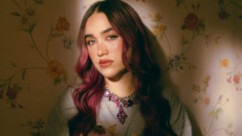 Ela Taubert Shares Details Behind Debut LP 'Prayers in Las 11:11'