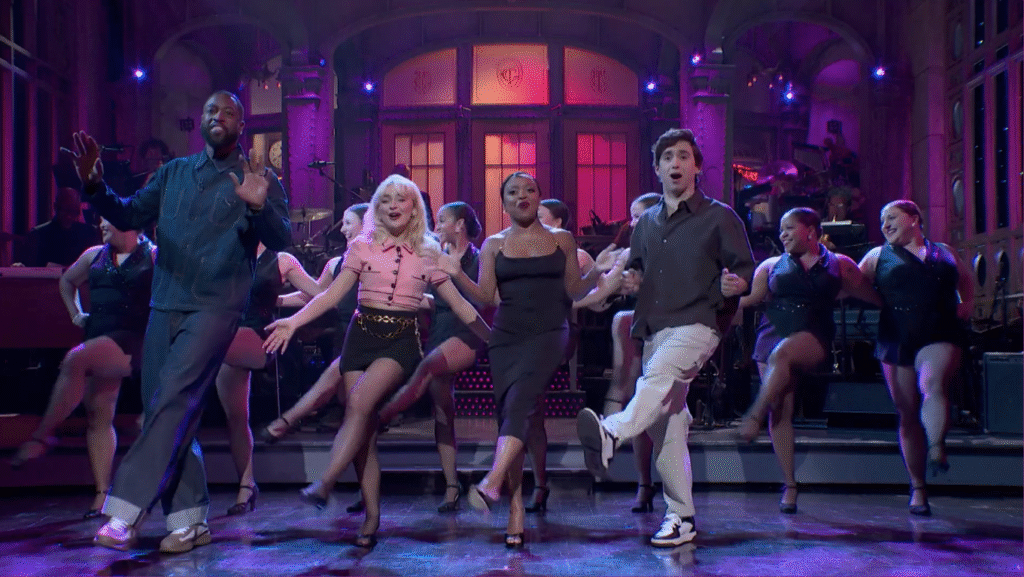 Quinta Brunson, Sabrina Carpenter Sing About Being Short