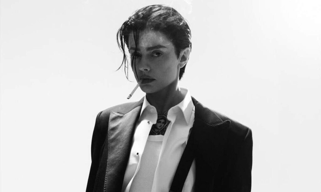 Online the video and new dates of the Tour 2025