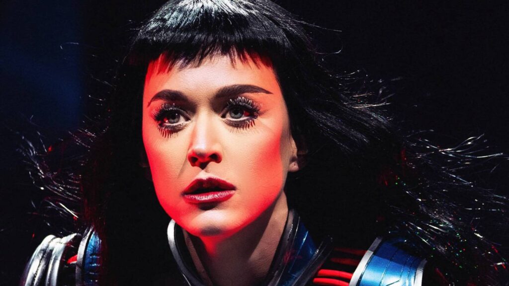 Why is Katy Perry Getting So Much Hate On Her Lifetimes Tour?