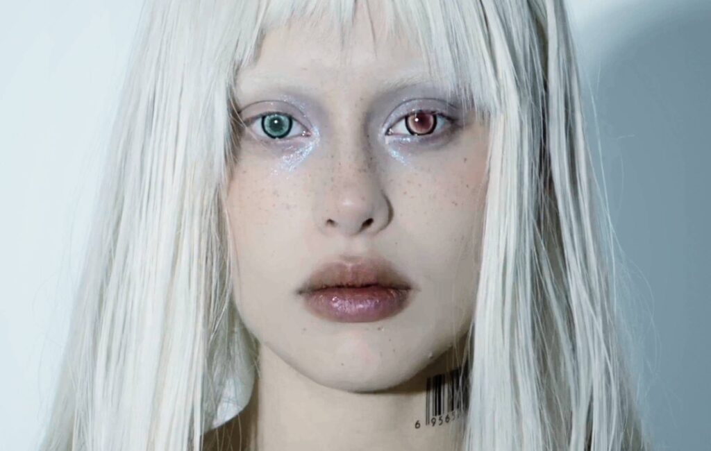 Alissic tells us about motherhood and the “spiritual moments and heartbreaks” of debut EP ‘ARC 01: MAIDEN’