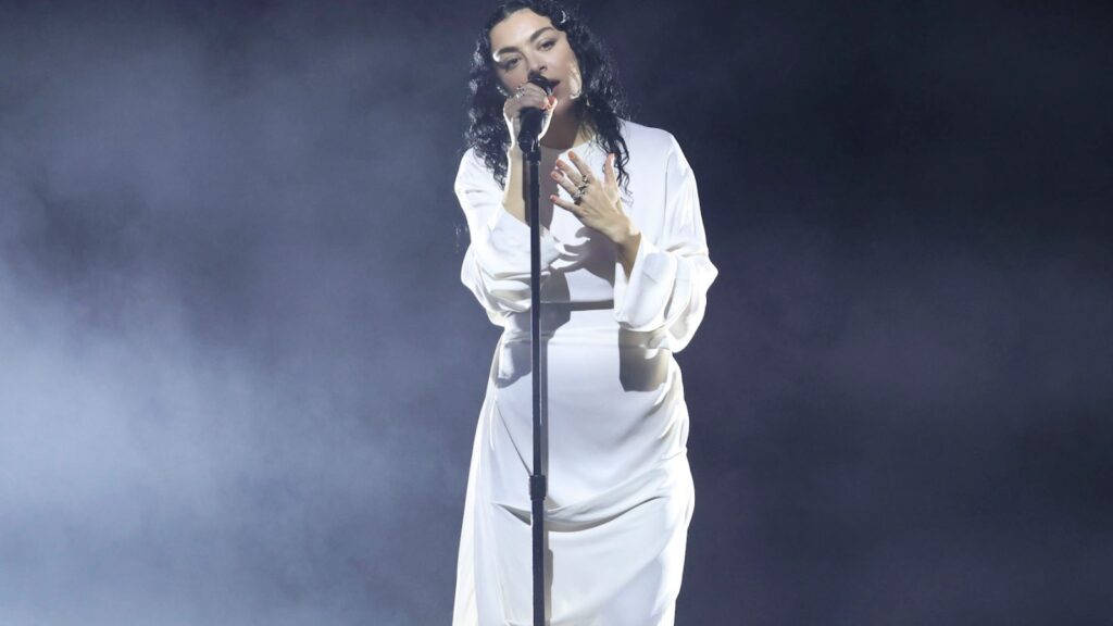 Watch Charli XCX Join Air for ‘Cherry Blossom Girl’ at Paris Fest