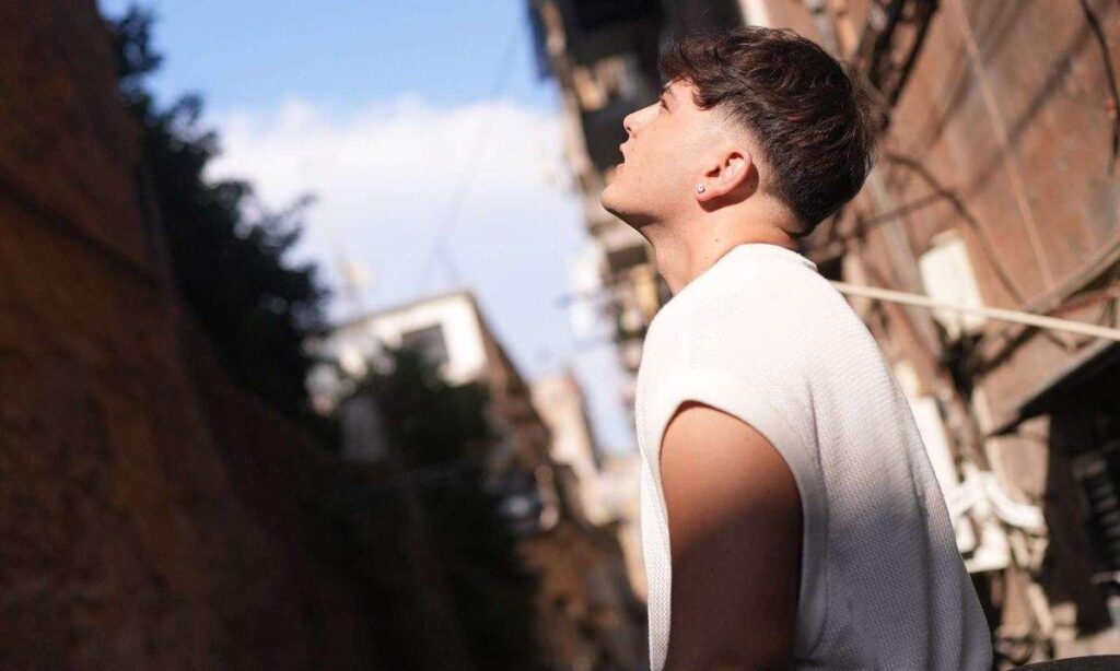 Petit, meaning of the text of the new single “Vitamì”