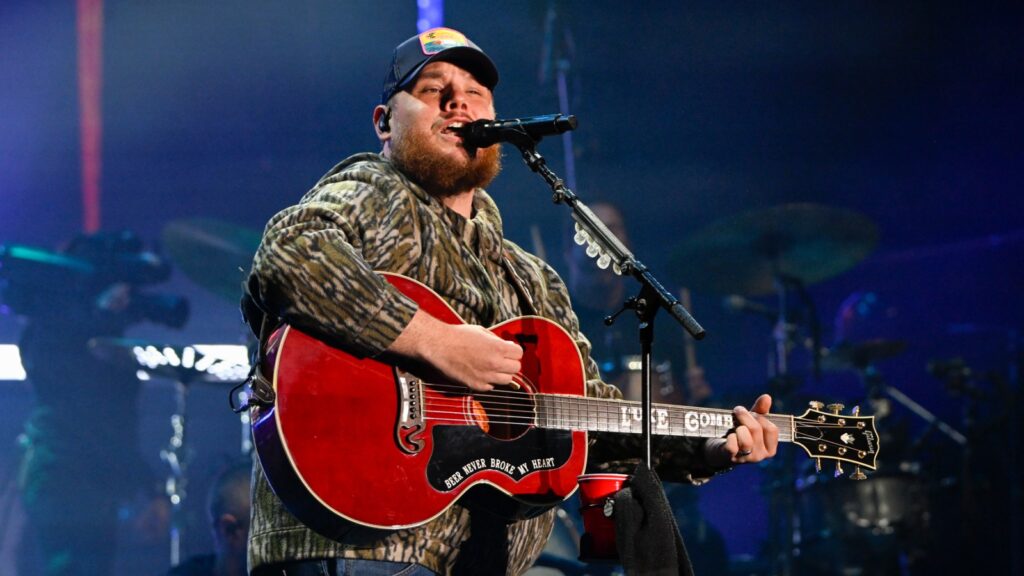How To Watch Bonnaroo 2025 Livestream Online Free: Luke Combs, More