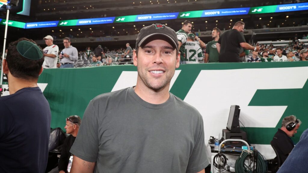 Scooter Braun to Leave Role as CEO of HYBE America