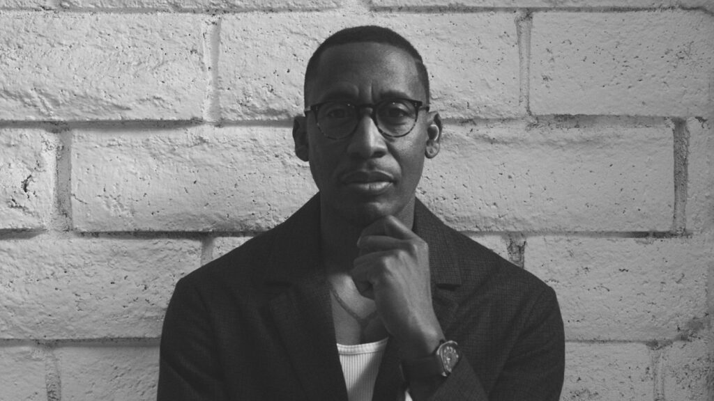 No Bandwidth One Man Show Heads to U.S.