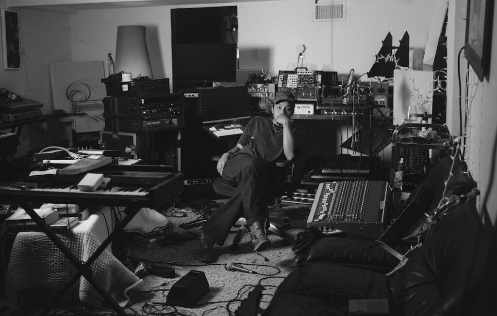 Listen to Dijon, who still wants to experiment (and displace us) with pop