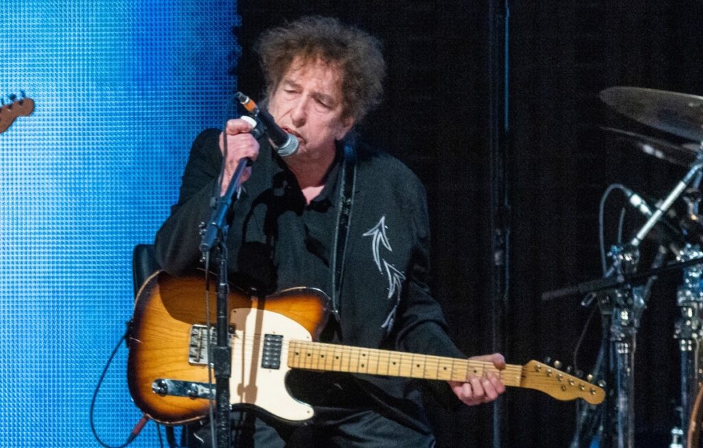 Bob Dylan has returned to the studio