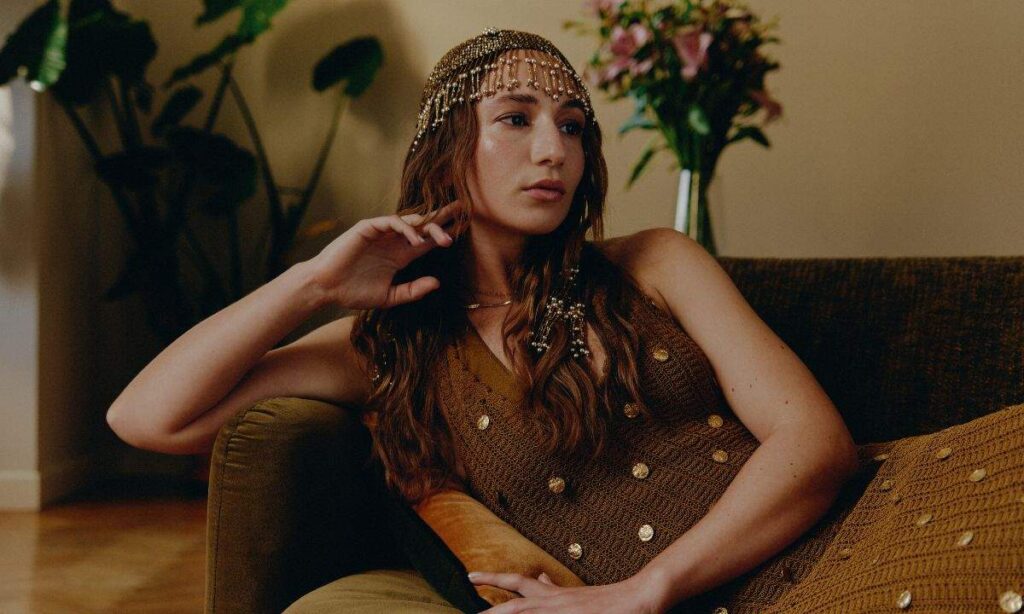 The single “Tuareg” anticipates the new album