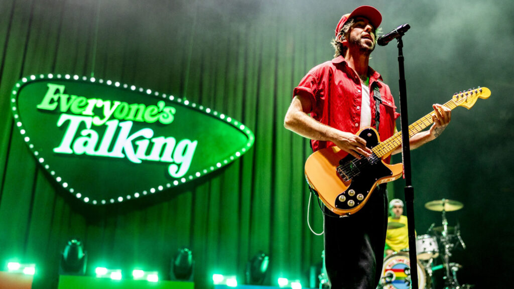 the photos and the lineup of the concert at the ChorusLife Arena in Bergamo