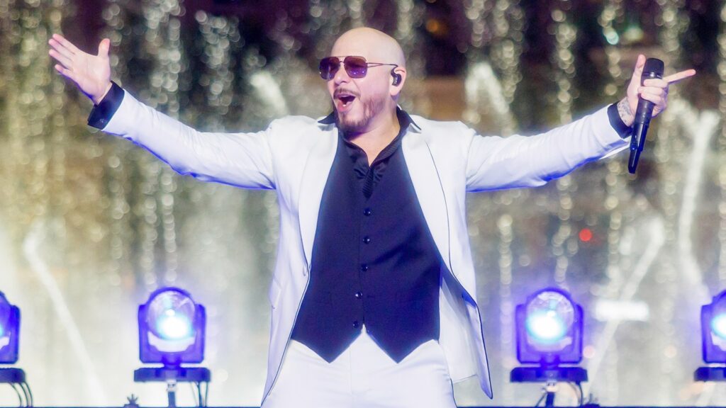 Pitbull Wants to Set Guinness World Record for People in Bald Caps