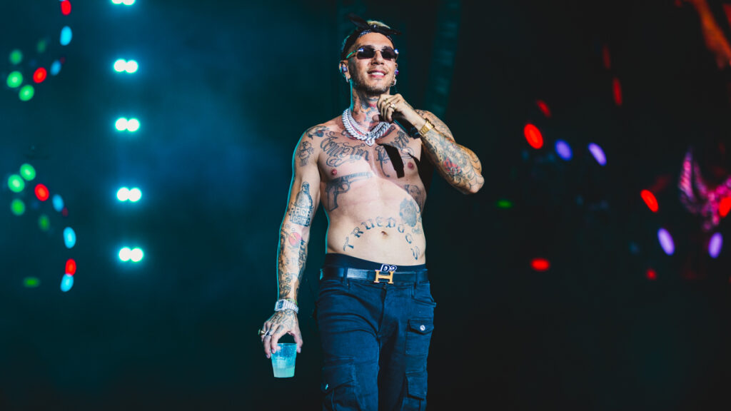EMIS KILLA @ Fabrique, Milan: Club Tour 2026 – Sad street music ties – Rockon.it