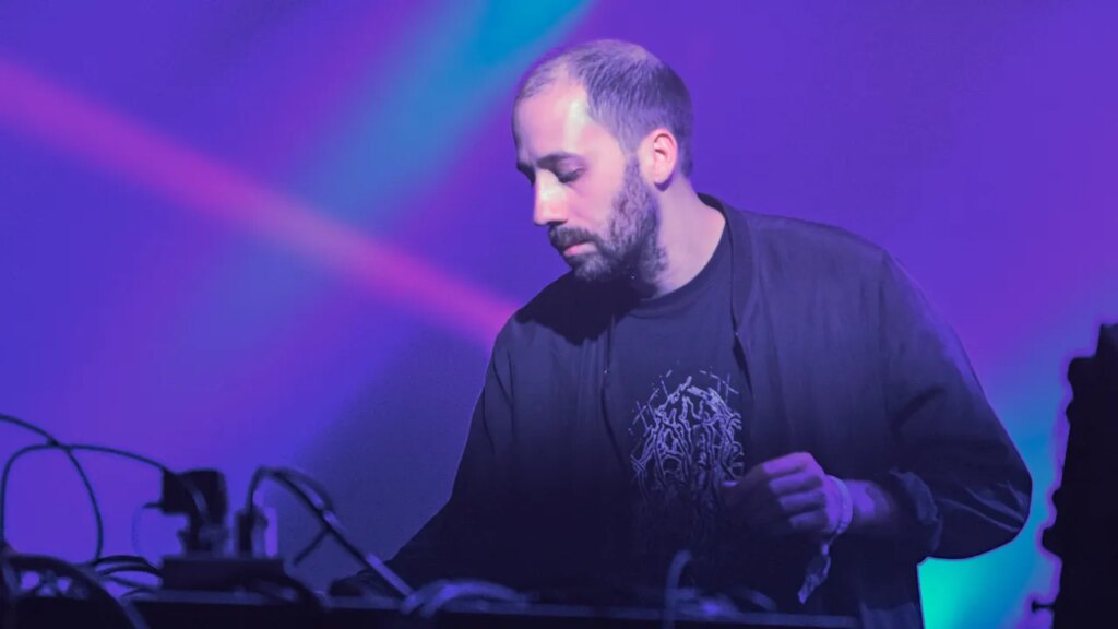 Gold Panda Readies New Album Ton Up