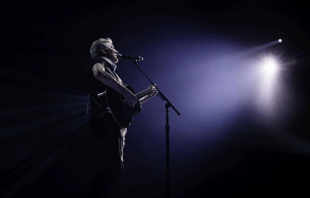 Pink in Gaza: the video for Roger Waters' new version of 'Comfortably Numb'