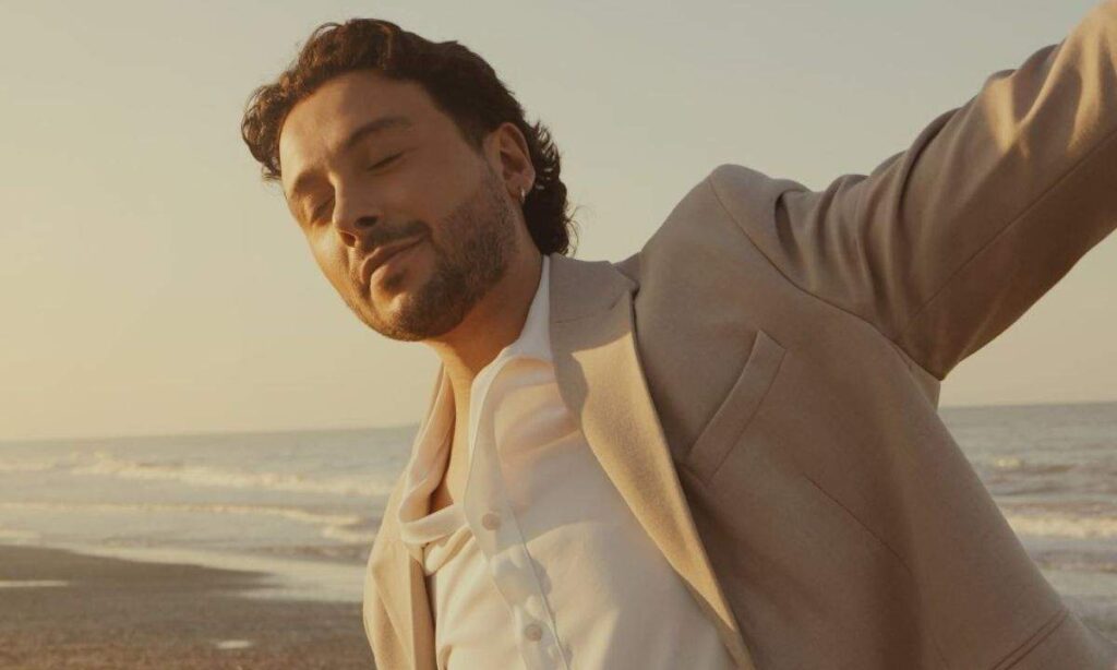 Alessandro launches the new single, Sogno Adriatico