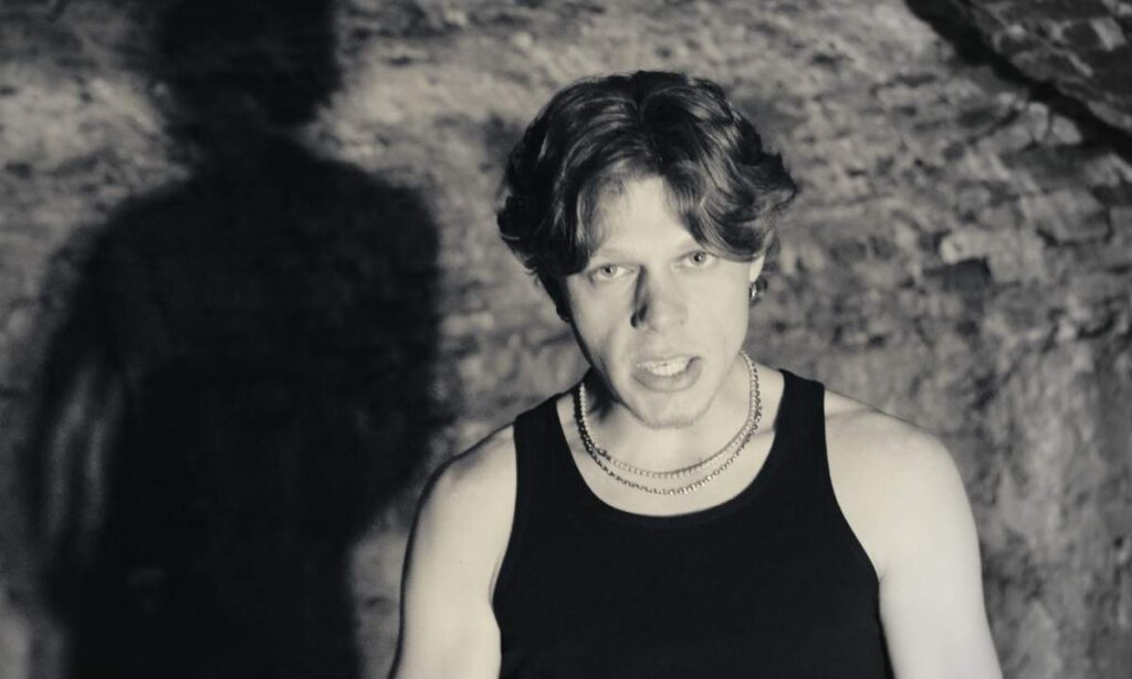 NYO. the conflict between ego and awareness in the Argento Visco EP