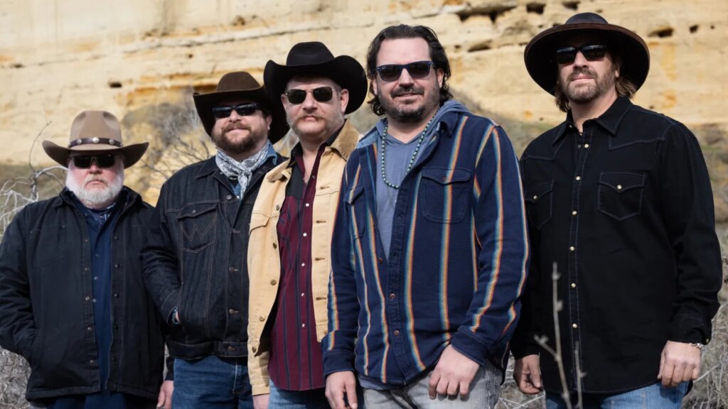 Reckless Kelly on Life After Retirement, Recording Past Hits