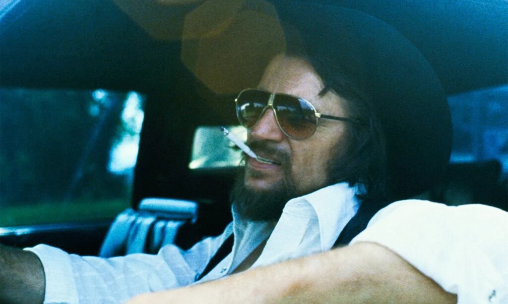 Hear Waylon Jennings' Unheard Song With Glen Campbell 'Diamonds'