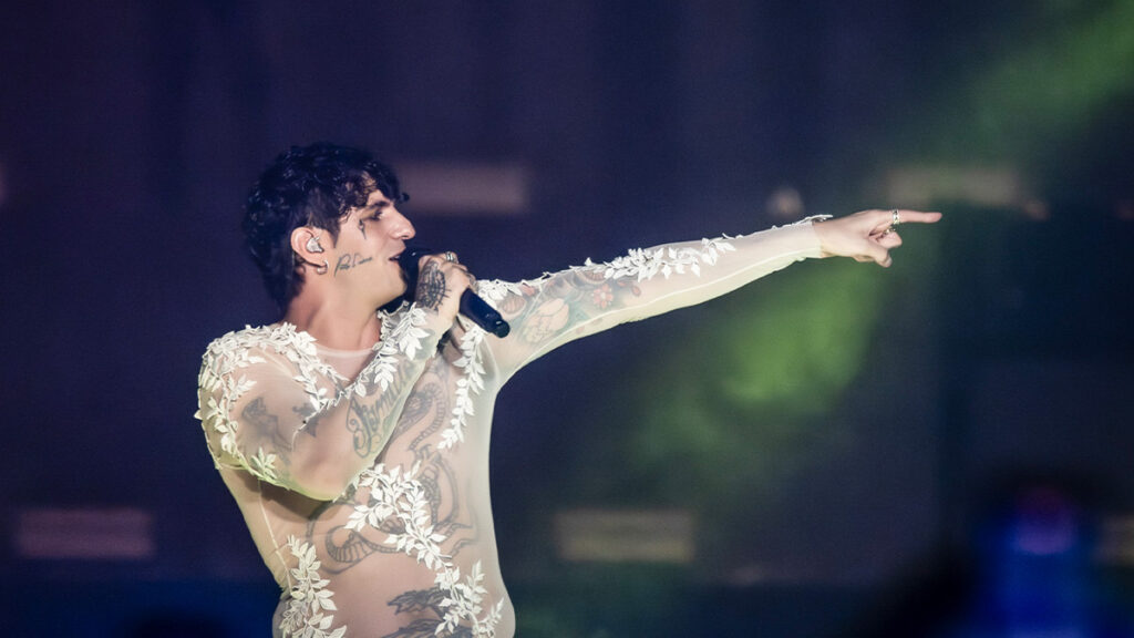 ACHILLE LAURO: the photos and the setlist of the concert at the Olympic Stadium in Rome – Rockon.it