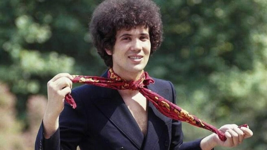 Lucio Battisti, touching letters to his mother up for auction: “I'm fine, I do everything to make it”