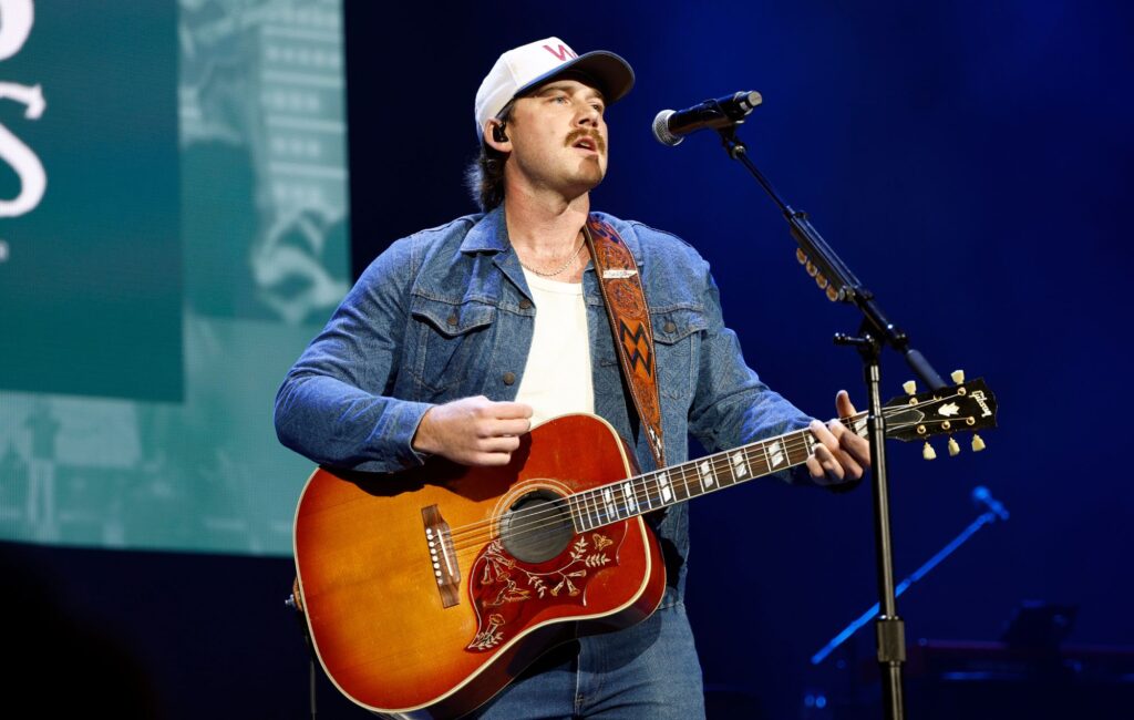 Morgan Wallen goes viral for throwing security guards’ phone, before he responds to “nonsense” backlash over gig cancellation over “severe weather”