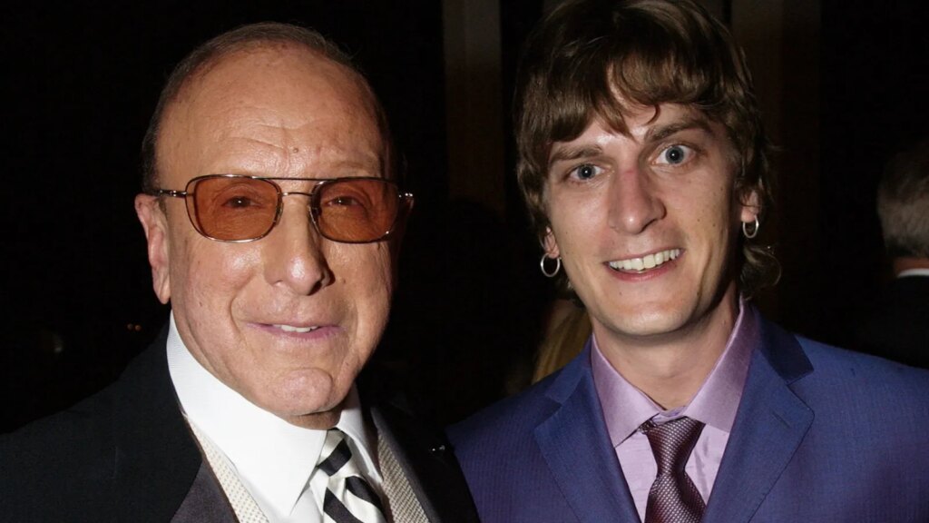 Rob Thomas Remembers Clive Davis: 'End of an Era'