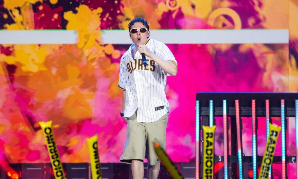 Shade 5K: lyrics and meaning of the new single