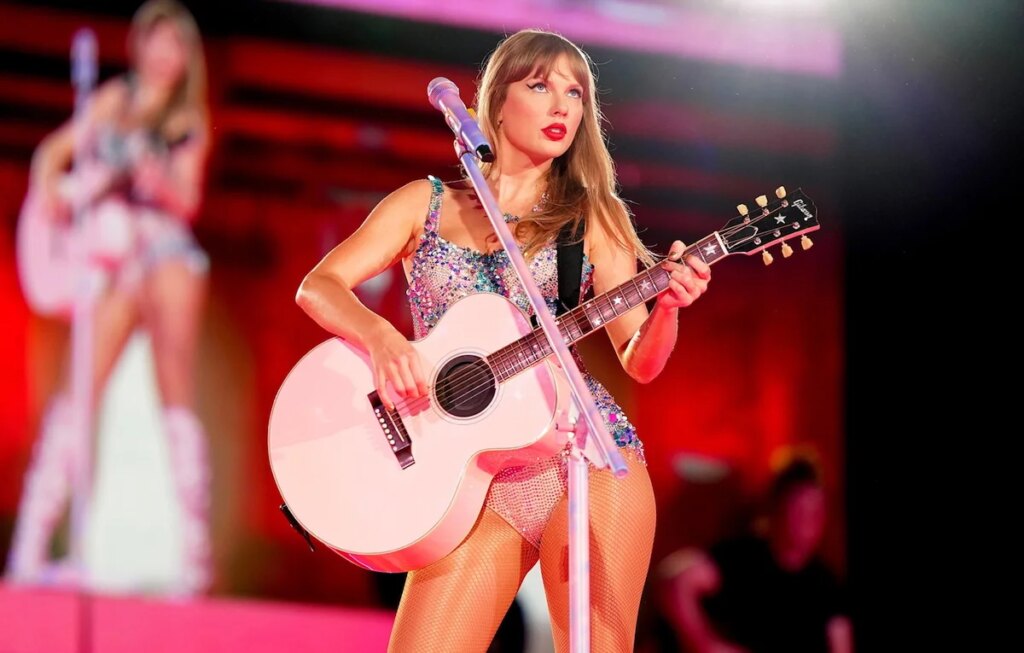Yes, we'll hear a new Taylor Swift song in 'Toy Story 5'