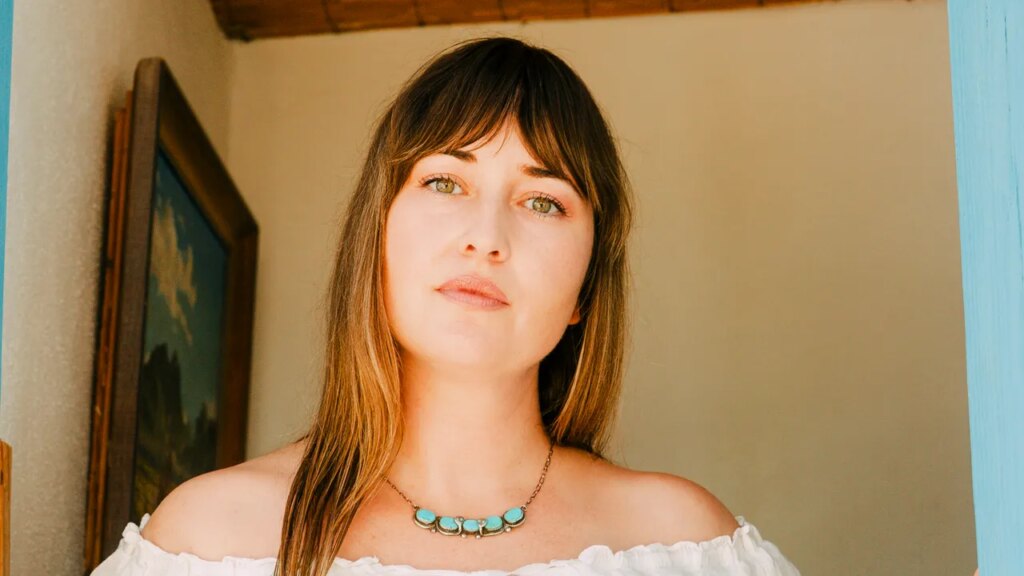 Jess Williamson Readies New Album A Mile South of Heaven