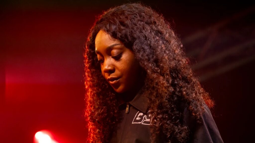 Noname Teams With DRAM for New Single