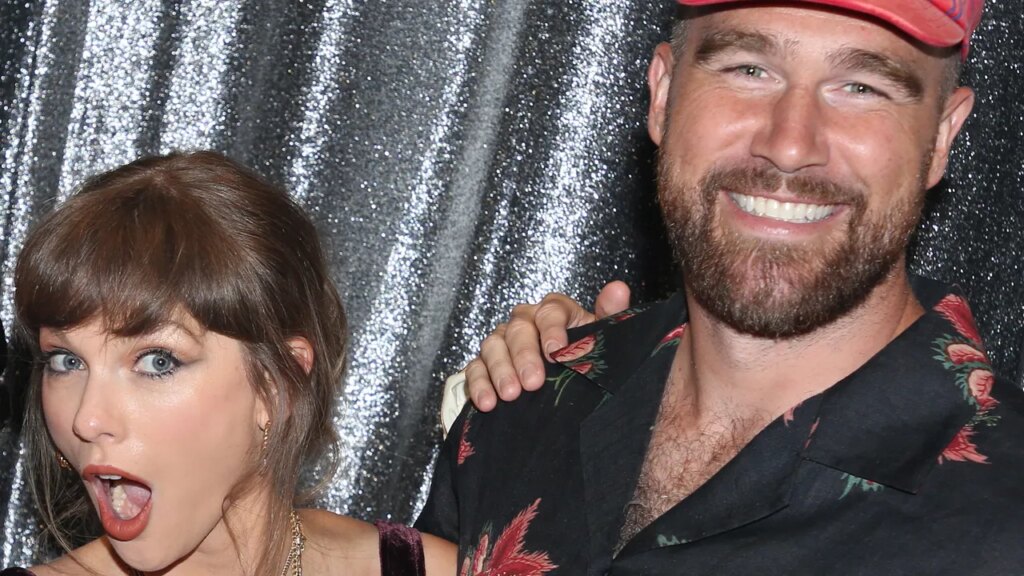 Local Singer Marries Podcaster | Pitchfork