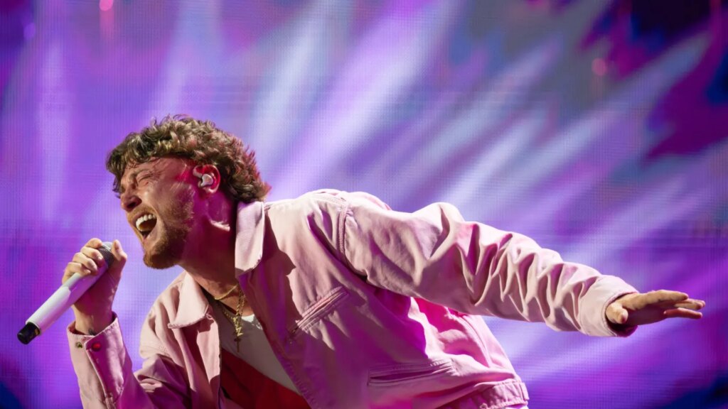 Bailey Zimmerman Cancels European Tour for ‘Important Family Matters’